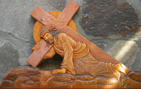 Vallásos témájú domborművek